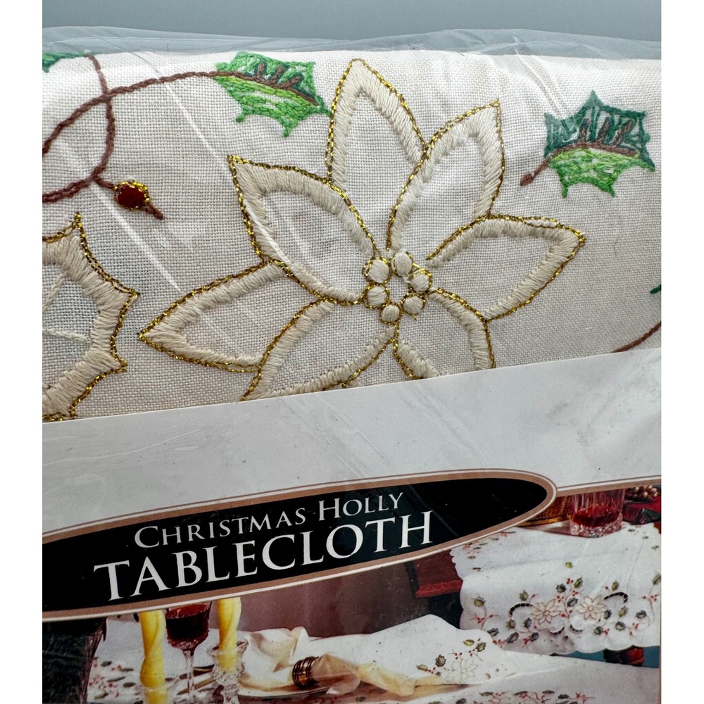 Vtg 1995 Christmas Holly Tablecloth 66x84 Oblong NIP Embroidered Cutwork Ecru - Picture 8 of 11